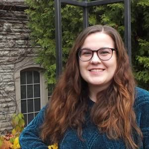 Meet your Posher, Emma